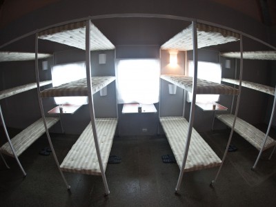 Александр Бродский. Дорога. 2010. Инсталляция. Смешанная техника. 520х208х81. Courtesy автор и КГАУ Музей современного искусства, Пермь / Alexander Brodsky. The Road. 2010. Installation. Mixed media. 520х208х81 cm. Courtesy author and Perm Museum of Contemporary Art